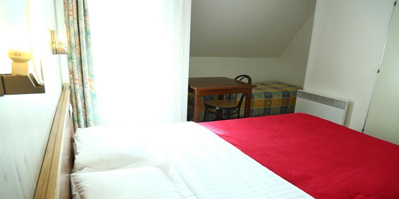 Hotel Restaurant Maison Blanche Ренжі Екстер'єр фото