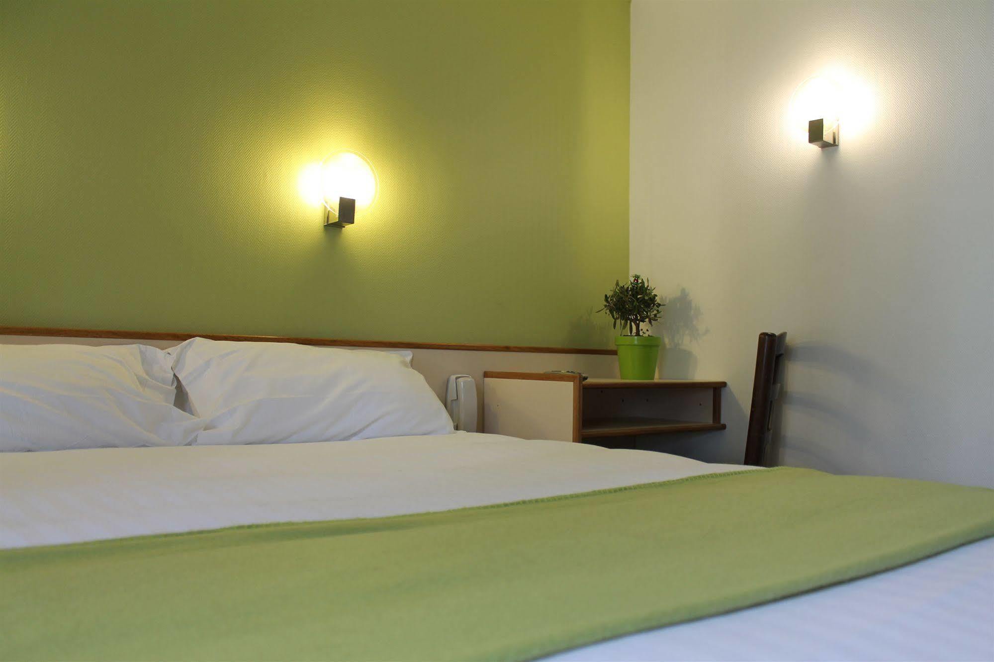 Hotel Restaurant Maison Blanche Ренжі Екстер'єр фото