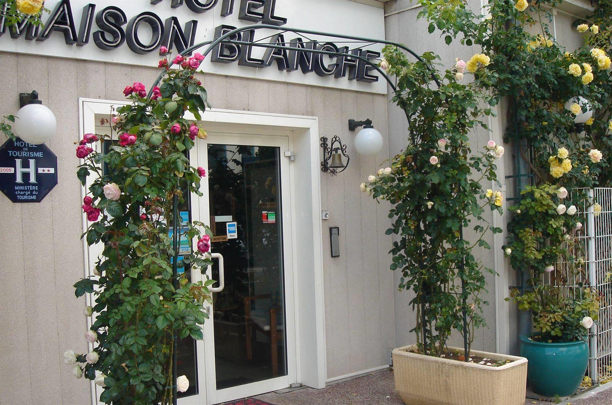 Hotel Restaurant Maison Blanche Ренжі Екстер'єр фото